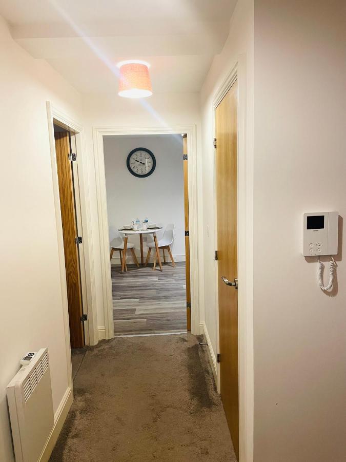 #0509 Two Bedroom Serviced Apartment- Free Parking ダービー エクステリア 写真